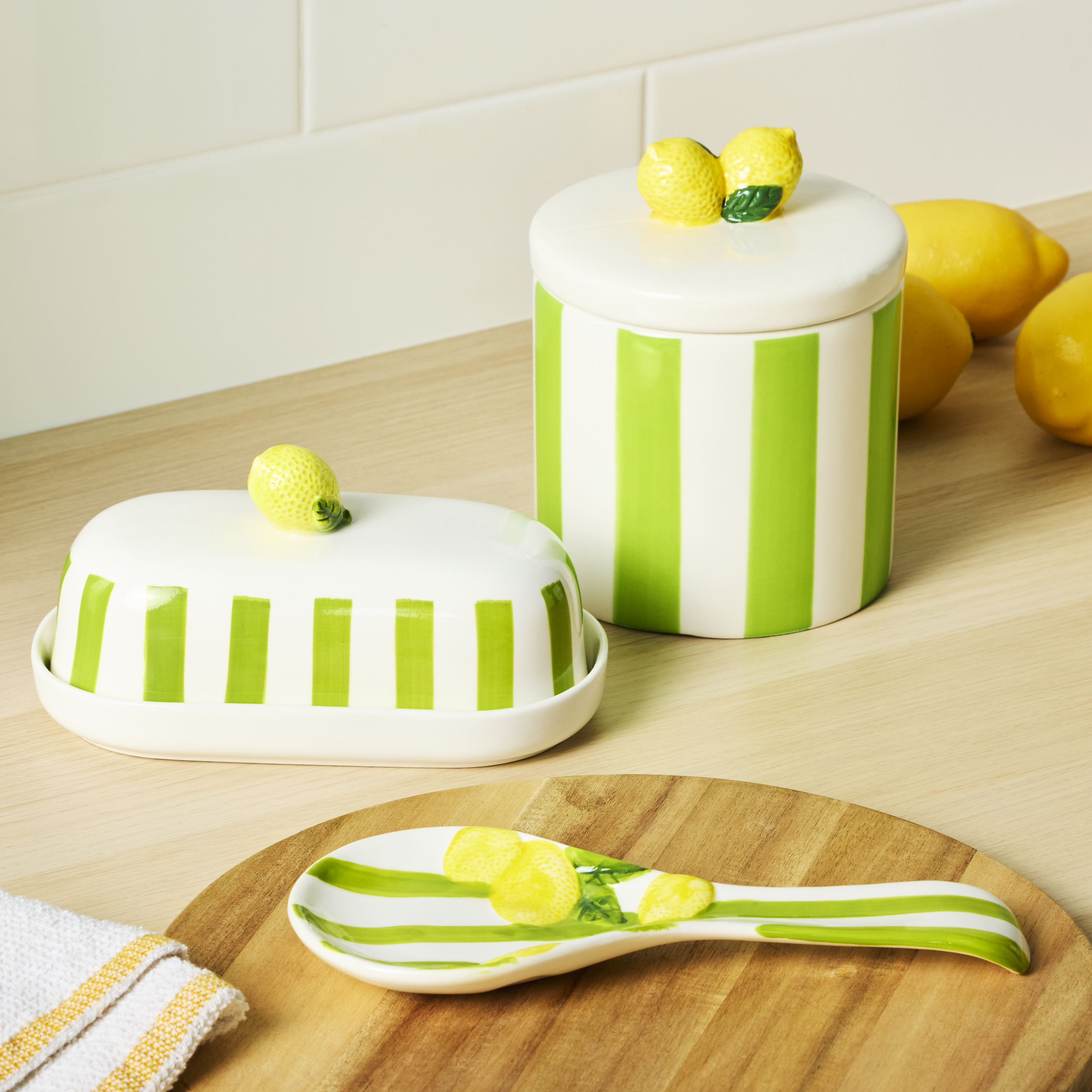 THE REJECT SHOP – Riviera collection